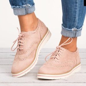 Women's Lace Up Perforated Oxfords Shoes